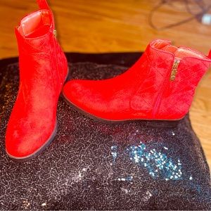 Red booties and brown booties brand new size 9